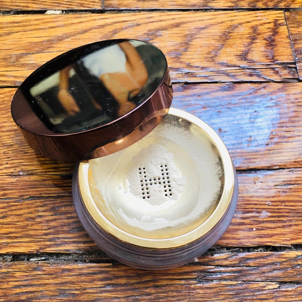Hourglass Veil Translucent Setting Powder